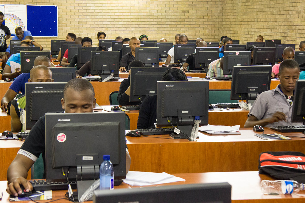 ComebackNet, Warnet Game Center yang Ramai di Tangerang